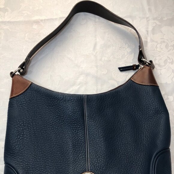 Dooney & Bourke Navy Blue Pebbled Leather Round Logo Zipper Hobo Shoulder Bag - Picture 2 of 12